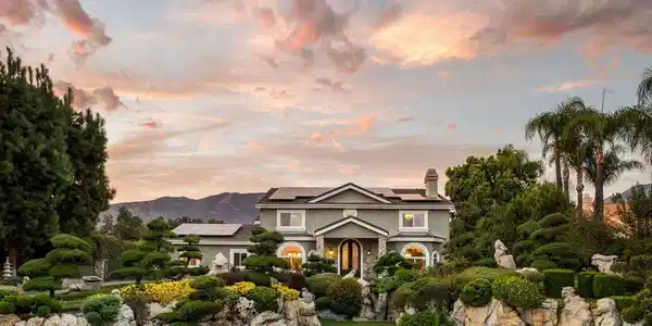 1047 Pomello Drive