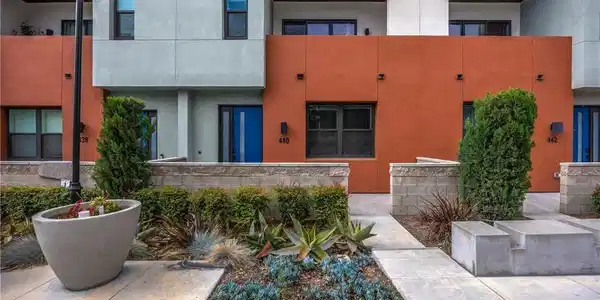 440 W Central Avenue