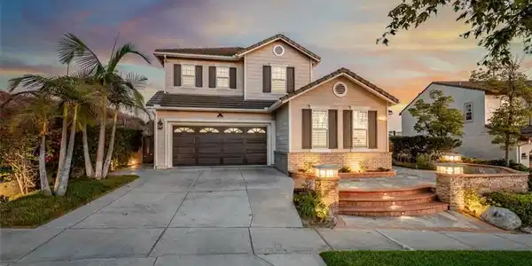 2886 Muir Trail Drive