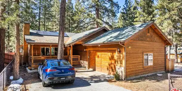 416 Mountainaire Lane