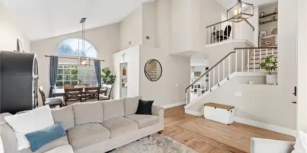 21225 Sugarbush Circle