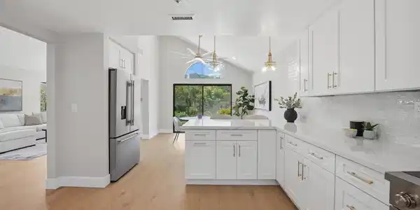 2262 Vista Valley Lane