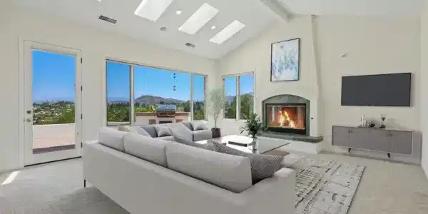 17572 Via Loma Drive