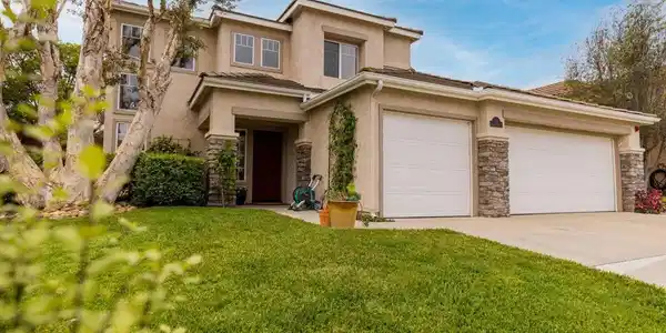 33 Alhambra Avenue