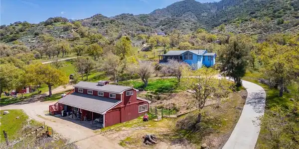 18401 Pellisier Road