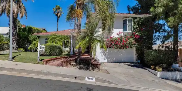 12602 Henzie Place