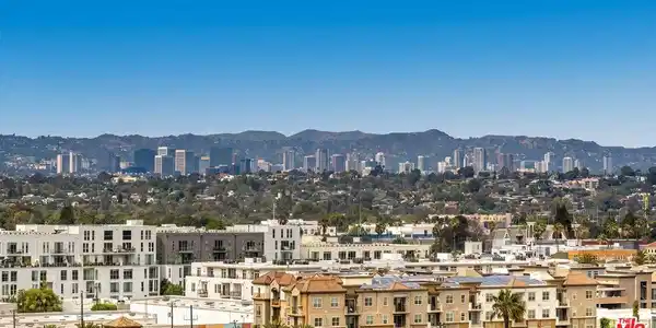 13650 Marina Pointe Drive
