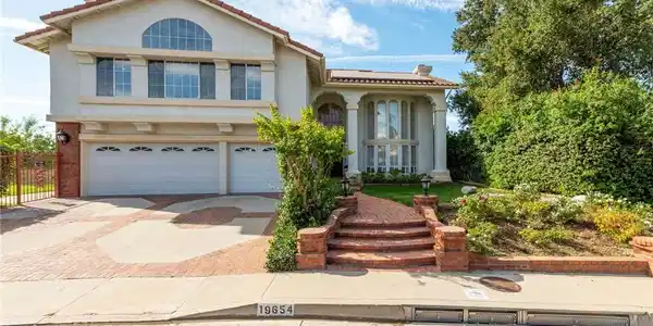 19654 Pine Valley Way