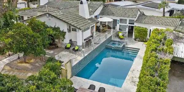 1945 S Mesa Drive