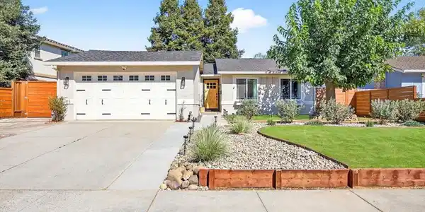 1295 Jasmine Way