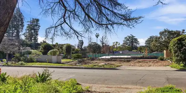 1860 Homewood Drive