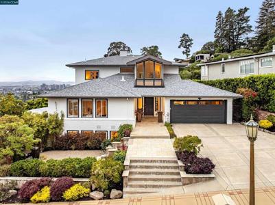 6841 Estates Dr