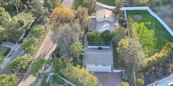 3692 Glen Ridge Drive