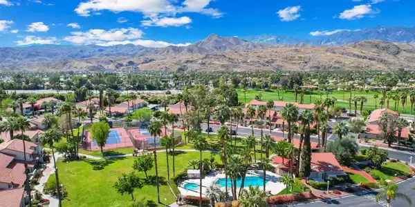 6054 Montecito