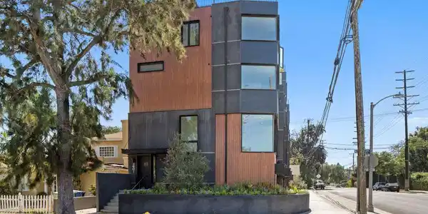 3601 McLaughlin Ave