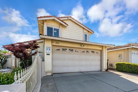 2822 White Acres Drive