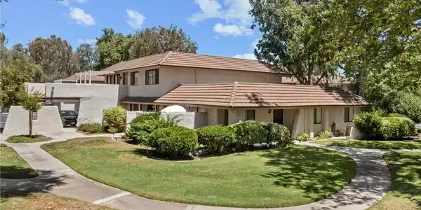1184 Landsburn Circle