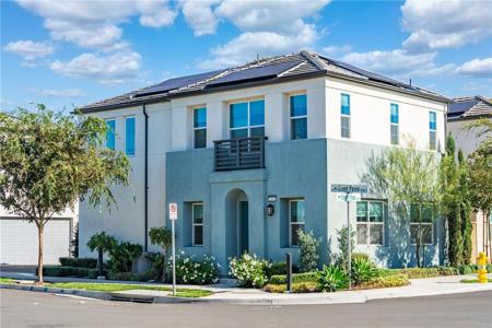 2431 E Encanto Paseo