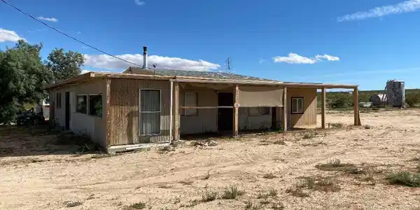 5633 Maloof Lane