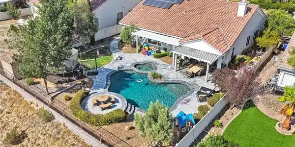 11240 Dandelion Lane