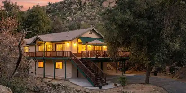 42180 Avery Canyon