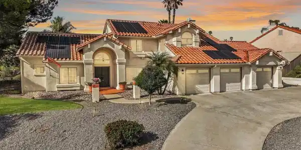 8842 Summerhill Pt