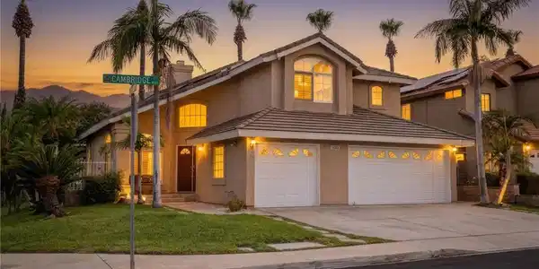7482 Cambridge Court