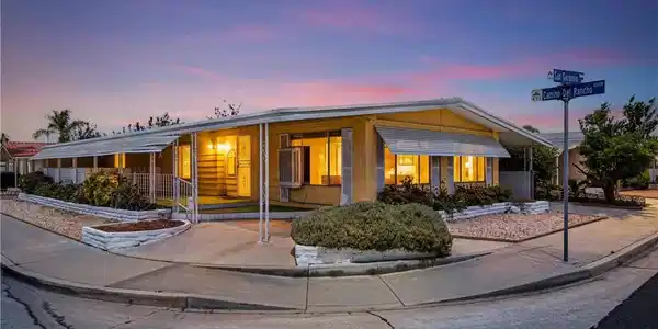 1081 San Gorgonio