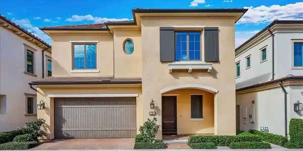 140 San Benito