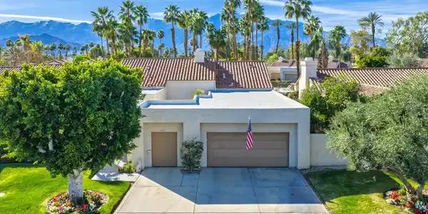 10117 Lakeview Drive
