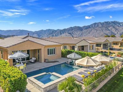 67332 Zuni Court
