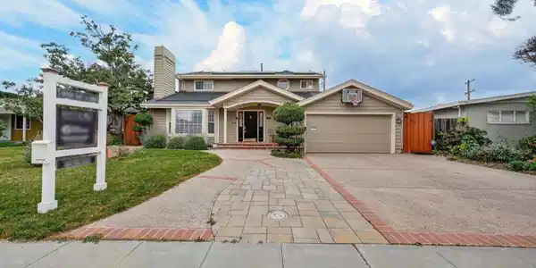2357 Sunny Vista Drive