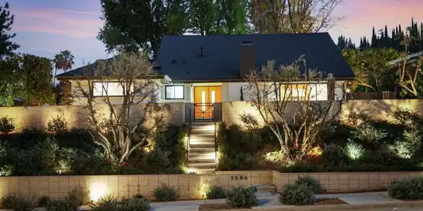 3584 Sepulveda Boulevard