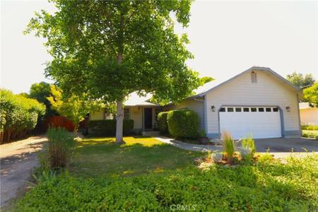 18233 Spyglass RD