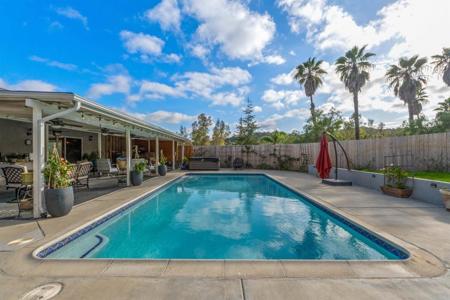 3434 Los Sicomoros Lane