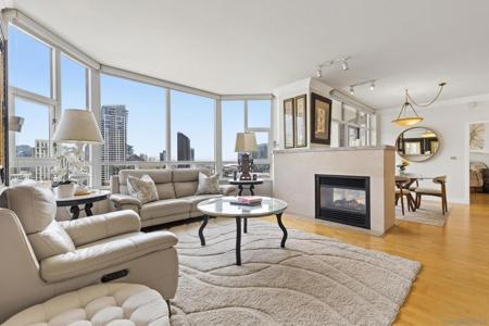 700 W Harbor Dr.