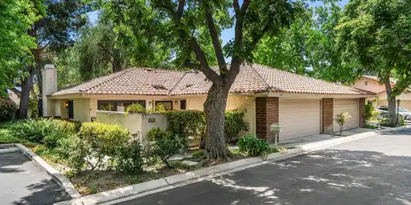 4042 Stoneriver Court