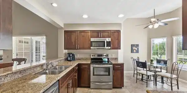 290 Vista Royale Circle W