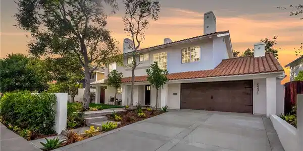 24471 Los Serranos Drive