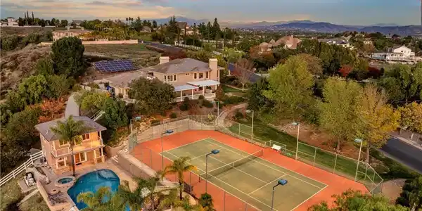 43845 Calle De Velardo
