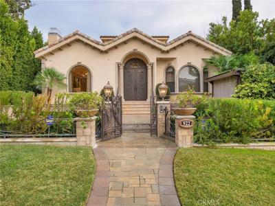922 E Providencia Avenue