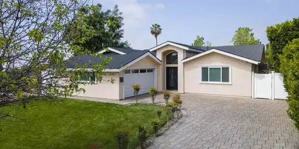 1325 Rexford Avenue