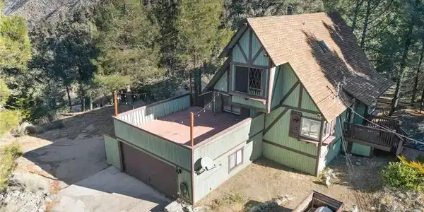 14533 Voltaire Drive