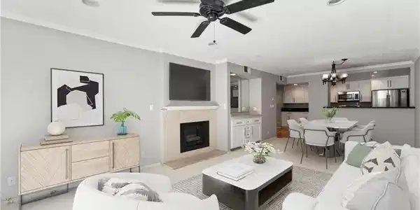 15231 Magnolia