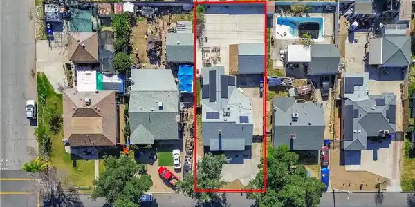 1223 W 27th