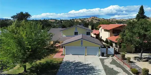 1735 Southfork Pl