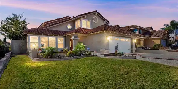6592 San Benito