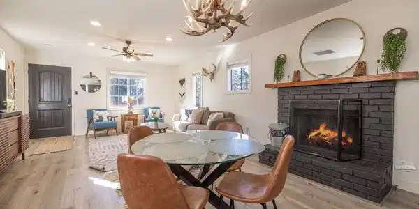 579 Vista Lane