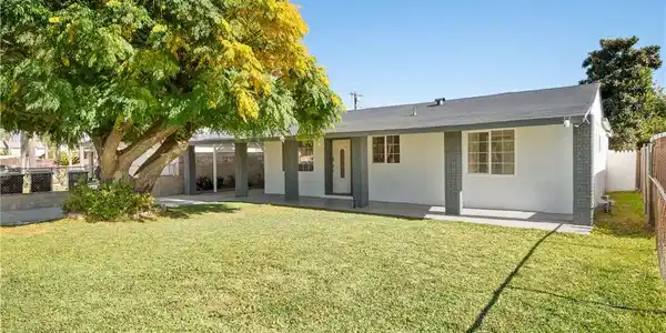 1314 S Mountain View