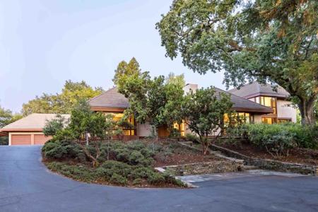 140 Farm Road
